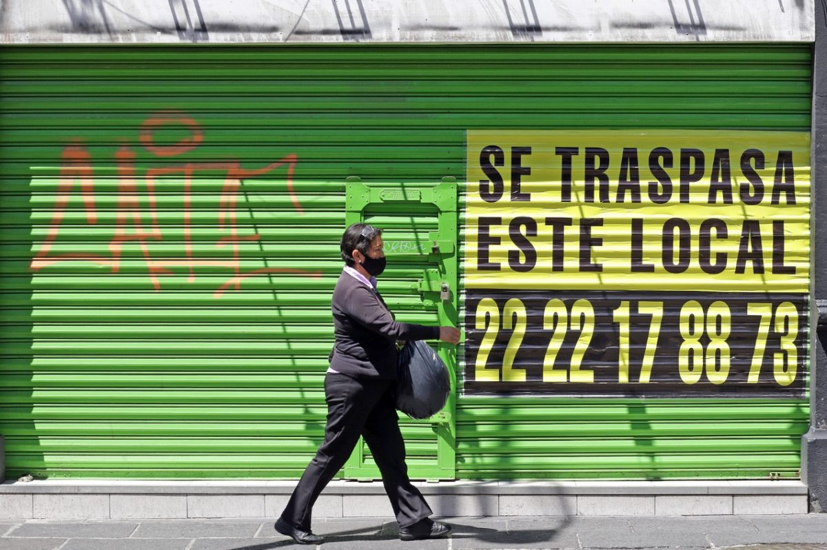 Cae 21% la actividad económica en México