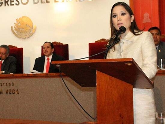Ximena Puente es electa consejera-presidenta del IFAI