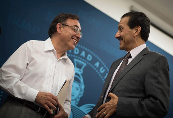 BUAP: Diálogos con el rector llega a la facultad de Ciencias Físico Matemáticas