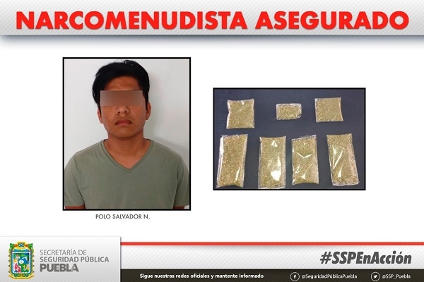 Policía de Puebla aseguró a sujeto con marihuana en el centro histórico