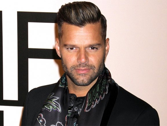 Ricky Martin será padre de una niña en 2015