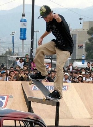 Mario Saenz, skater mexicano, acusado por homicidio de su novia