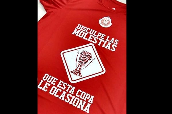 Filtran playeras de Chivas como “campeón” de la Copa MX