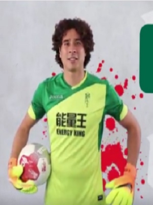 VIDEO: Memo Ochoa se lució ante Málaga en empate