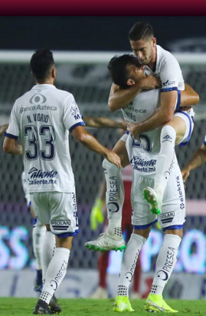 FIFA entrevista a Santiago Ormeño, delantero del Club Puebla