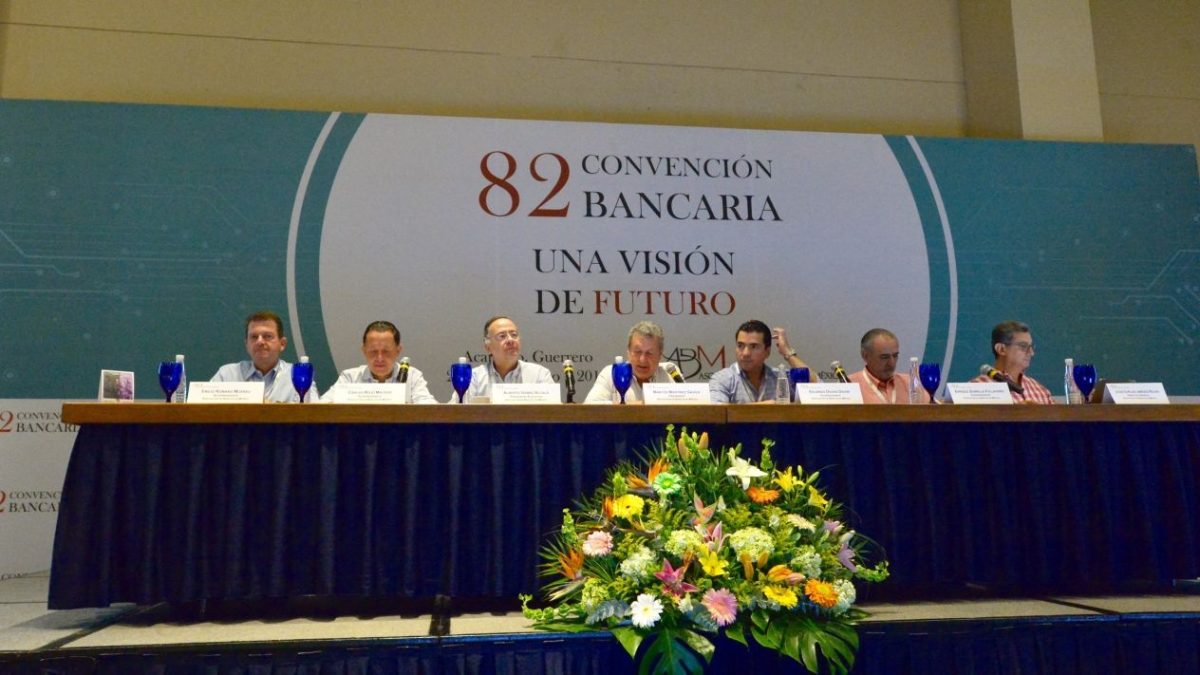Asociación de Banqueros: la economía sí puede crecer con AMLO