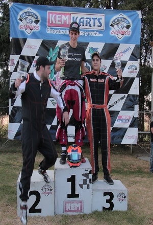 Mariano del Castillo, piloto poblano, es campeón de Karts