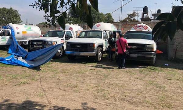 FGR en Puebla asegura seis pipas con 22 mil litros de gas LP