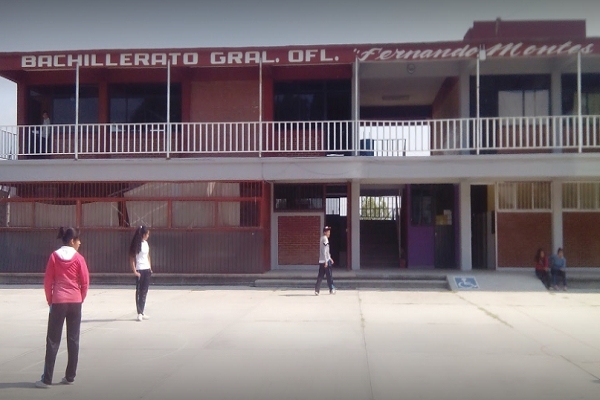 Roban equipo de cómputo y cámaras de seguridad en bachillerato de Tlanalapan