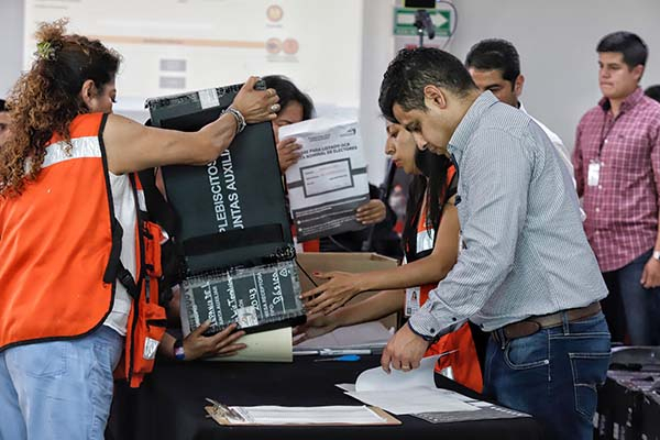 Cabildo de Puebla pide que el IEE organice plebiscitos en juntas auxiliares