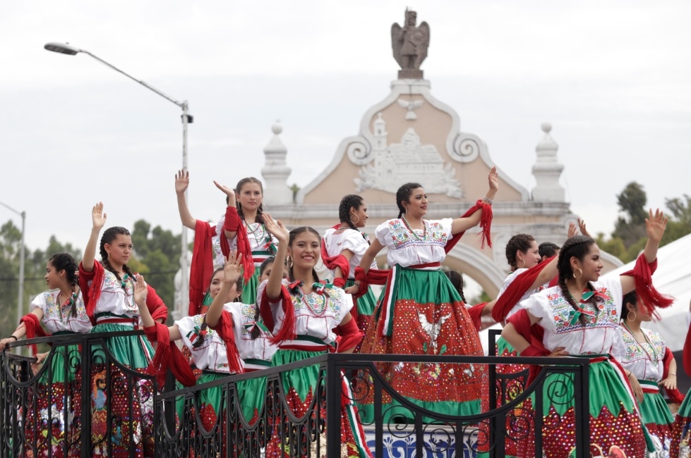 Dan 200 permisos a ambulantes para el desfile del 5 de Mayo