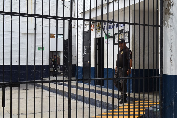 Cesan a director del penal de Tehuacán; Anette Anguiano, nueva encargada de despacho