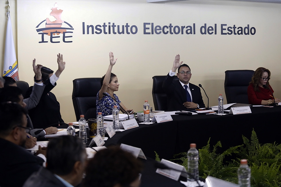 Gasto para partidos en Puebla serviría para reconstruir casi 3 mil casas