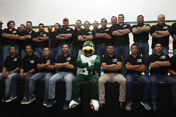 Cuauhtémoc Blanco y Ana Bekoa serán padrinos de Pericos de Puebla