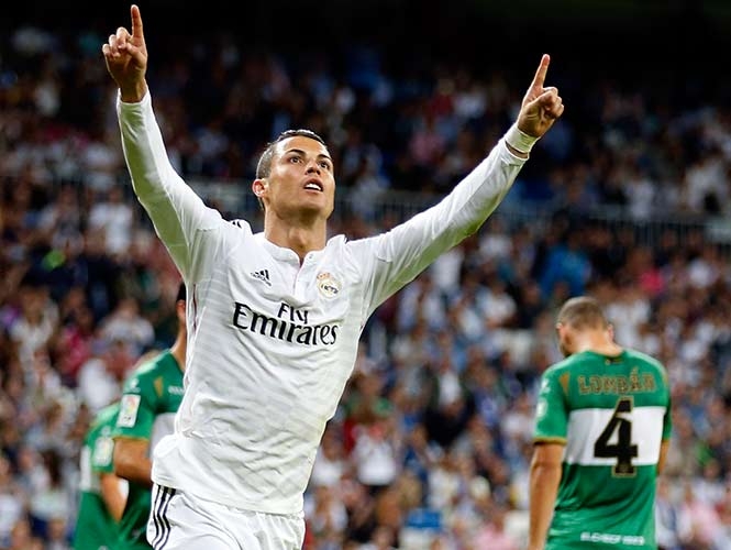 Manchester United pagaría 230 mdd por Cristiano Ronaldo