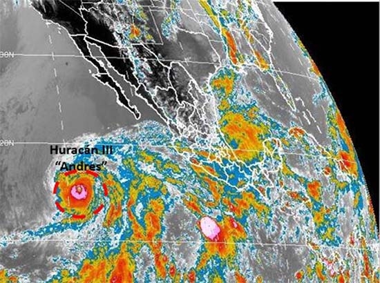 Andrés se intensifica, ya es categoría III: Conagua