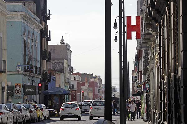 Hoteleros poblanos temen baja de hasta 30% en Semana Santa por coronavirus