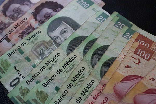 Pensionados del IMSS recibirán aguinaldo a partir del 1 de noviembre