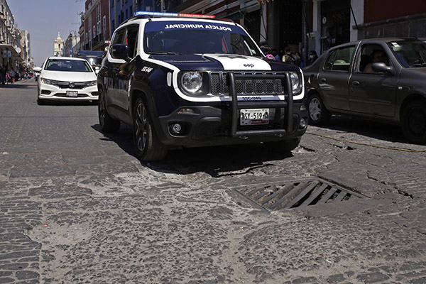 En malas condiciones, la mitad del parque vehicular de la SSC de Puebla