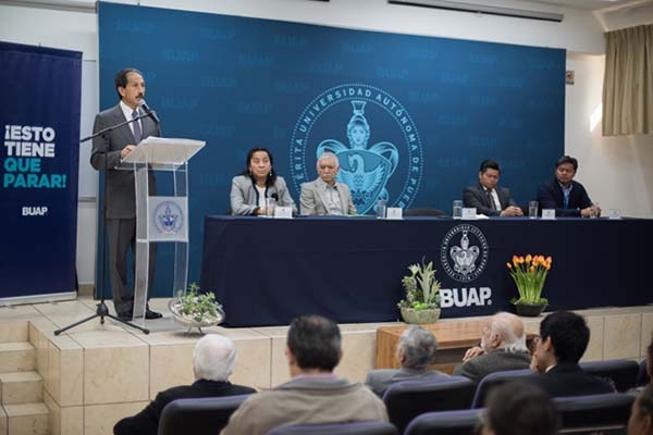 El rector de la BUAP inaugura el II Congreso Internacional de la Luz, Ciencia, Arte