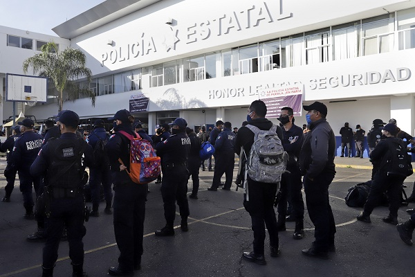 Policías estatales acusan nulo aumento salarial y falta de insumos de protección para COVID