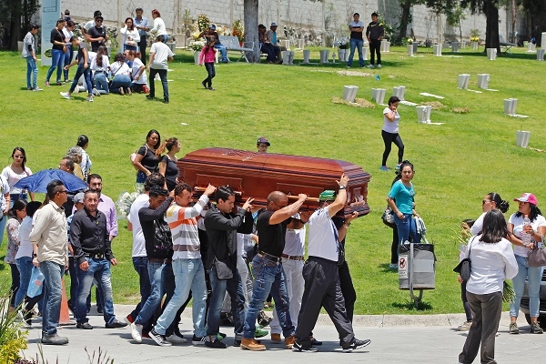 Familiares y amigos dieron el último adiós a Judith Abigail