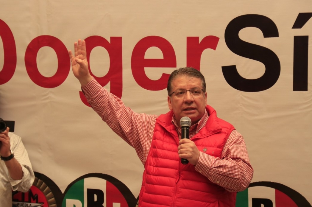 Enrique Doger minimiza ausencia de Meade en el arranque de su precampaña