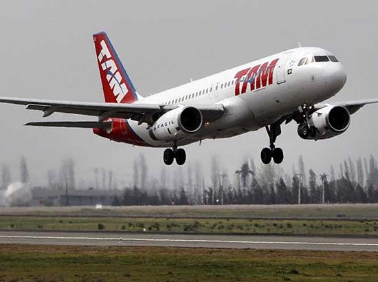 Muere en pleno vuelo al explotar cápsula de cocaína en su cuerpo