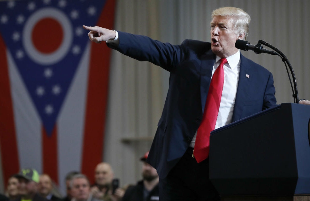 Trump amenaza con cancelar TLCAN si México no detiene migración