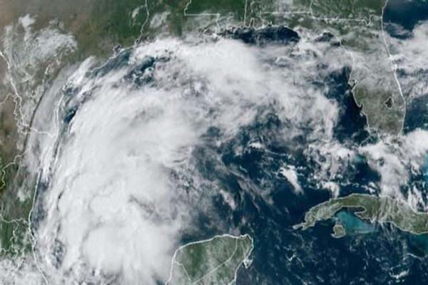 Prevén lluvias en Puebla por “Nicholas”, que podría tocar México como huracán