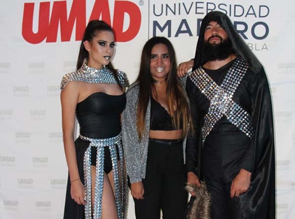 Alumnas de Diseño de Modas de la UMAD se lucen en pasarela