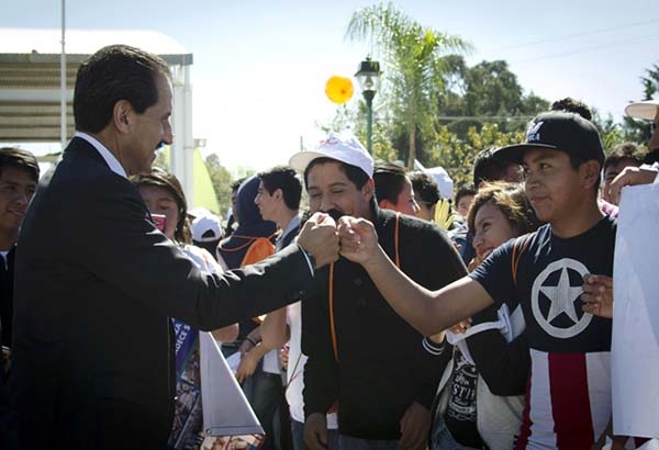 Rector de la BUAP preside cuarto informe de labores en Preparatoria “Alfonso Calderón Moreno”