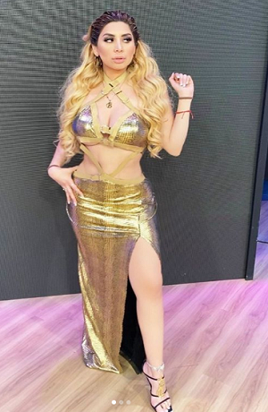 Bebeshita causó polémica por vestido en verde y…