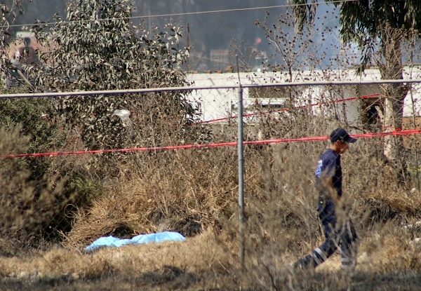 FOTOS: Localizan cadáver de un hombre en Coronango