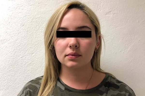 Influencer es detenida en Puebla por fraude en compra de vehículos