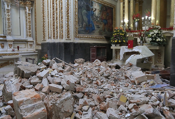 FOTOS: Sismo daña templos católicos en Puebla; 11 muertos en estos recintos