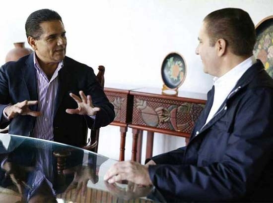 Moreno Valle habla con Aureoles sobre el Frente Amplio Democrático para 2018