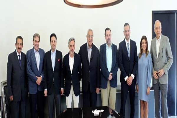 Empresarios de España, interesados en invertir en Puebla