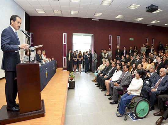 BUAP: Rector acude a informe de facultad de Contaduría Pública