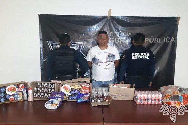 Policía Estatal aseguró a asaltante de camiones con mercancía en Amozoc