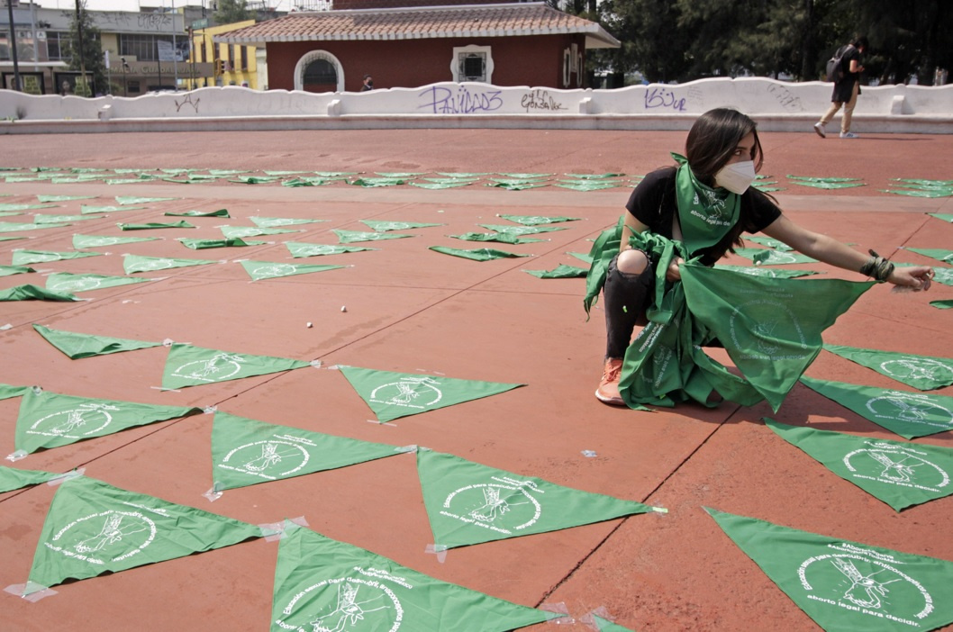 Diputados de Morena y algunos del PRI a favor de despenalizar aborto en Puebla