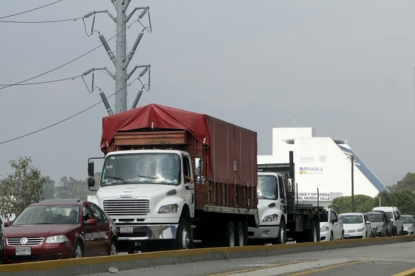 Una tercera parte del transporte de carga usa huachicol