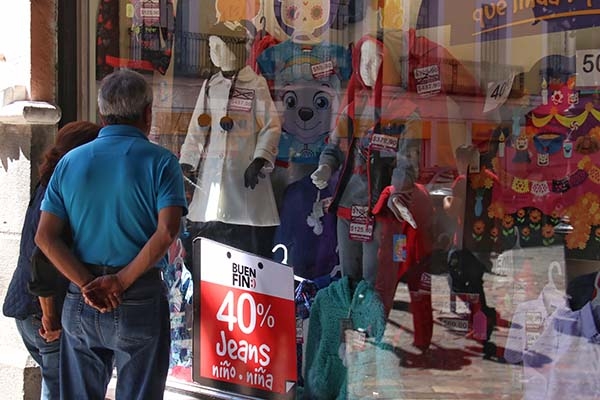 Compras del “Buen Fin” pueden agravar economía de poblanos en los últimos meses del año