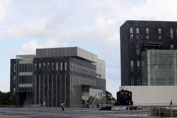 Con pagos en línea y previa cita, gobierno de Puebla mantiene trámites fiscales