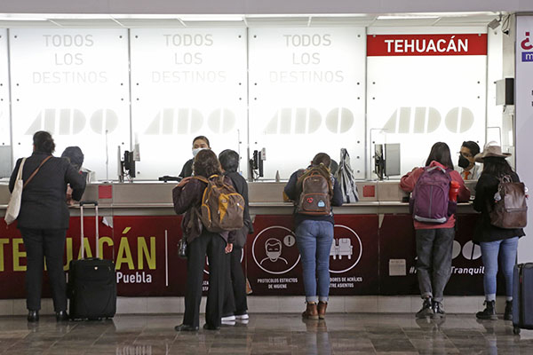 Senado aprueba aumentar vacaciones a todos los trabajadores:  mínimo 12 días por año