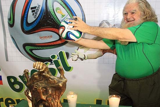Brujo Mayor predice goleada de Brasil sobre México
