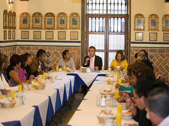 Alcalde de Puebla fortalece programa de Proximidad Social