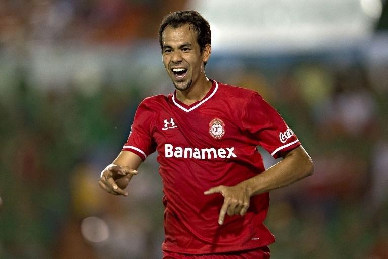 Pablo Velázquez no seguirá con Toluca