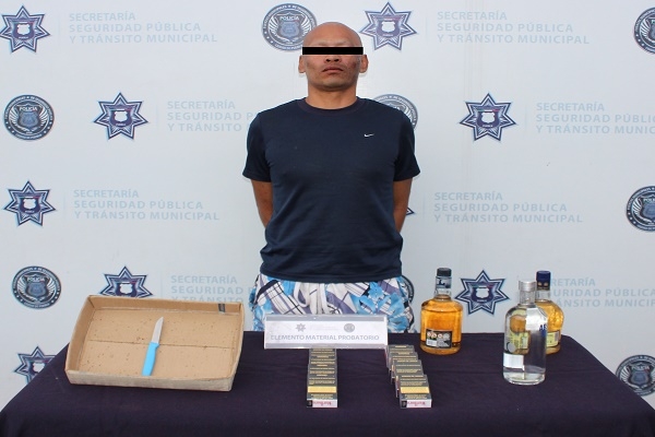 Atracó Oxxo y fue detenido en San José del Puente