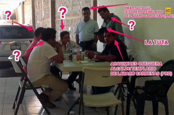 VIDEO: Difunden reunión de La Tuta con alcalde de Lázaro Cárdenas